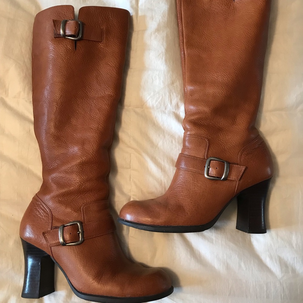 Indigo by Clark’s boots